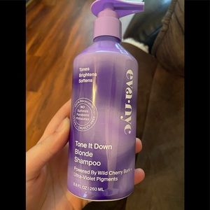 eva.nyc “Tone it down” Purple Shampoo